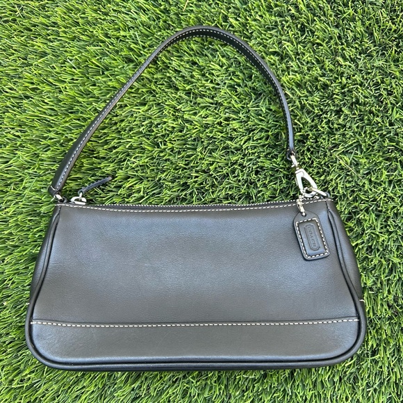 Coach Bags Vintage Coach Hampton 7785 Black Leather Demi Baguette